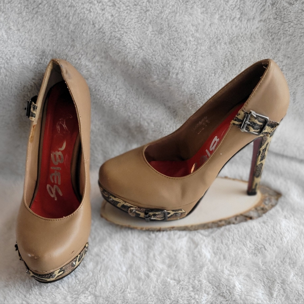 Jacobies High Heels
